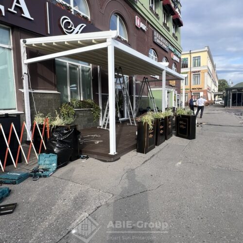 Фотографии выполненных работ компании «ABIE-GROUP» Алюминиевой перголы со сдвижным тентом и led подсветкой. г.Москва